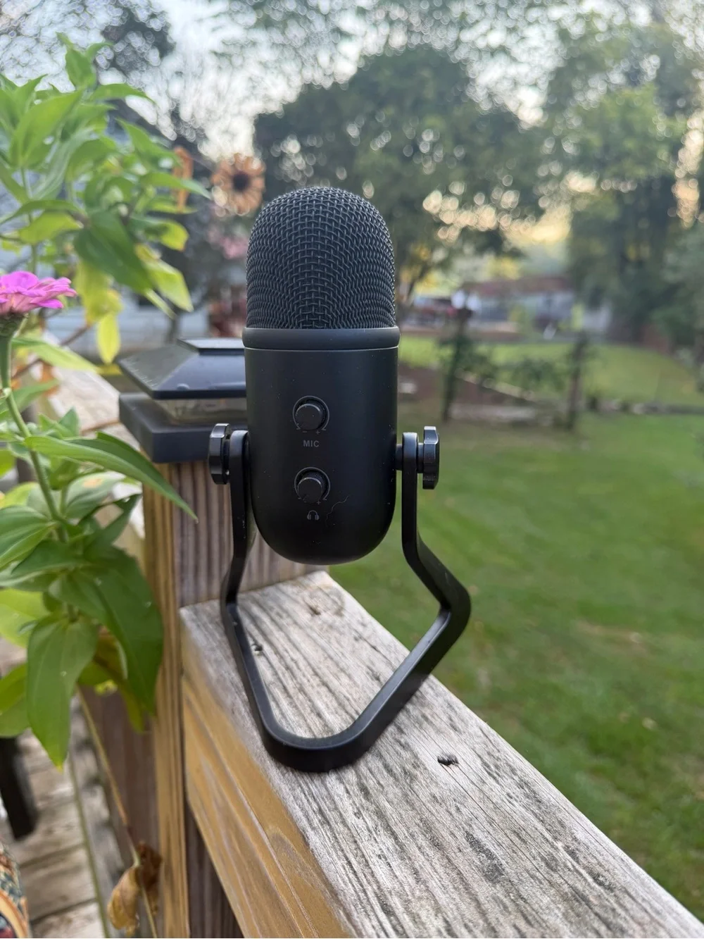 Fifine K678 USB Podcast Microphone – Studio Condenser Mic Works great!